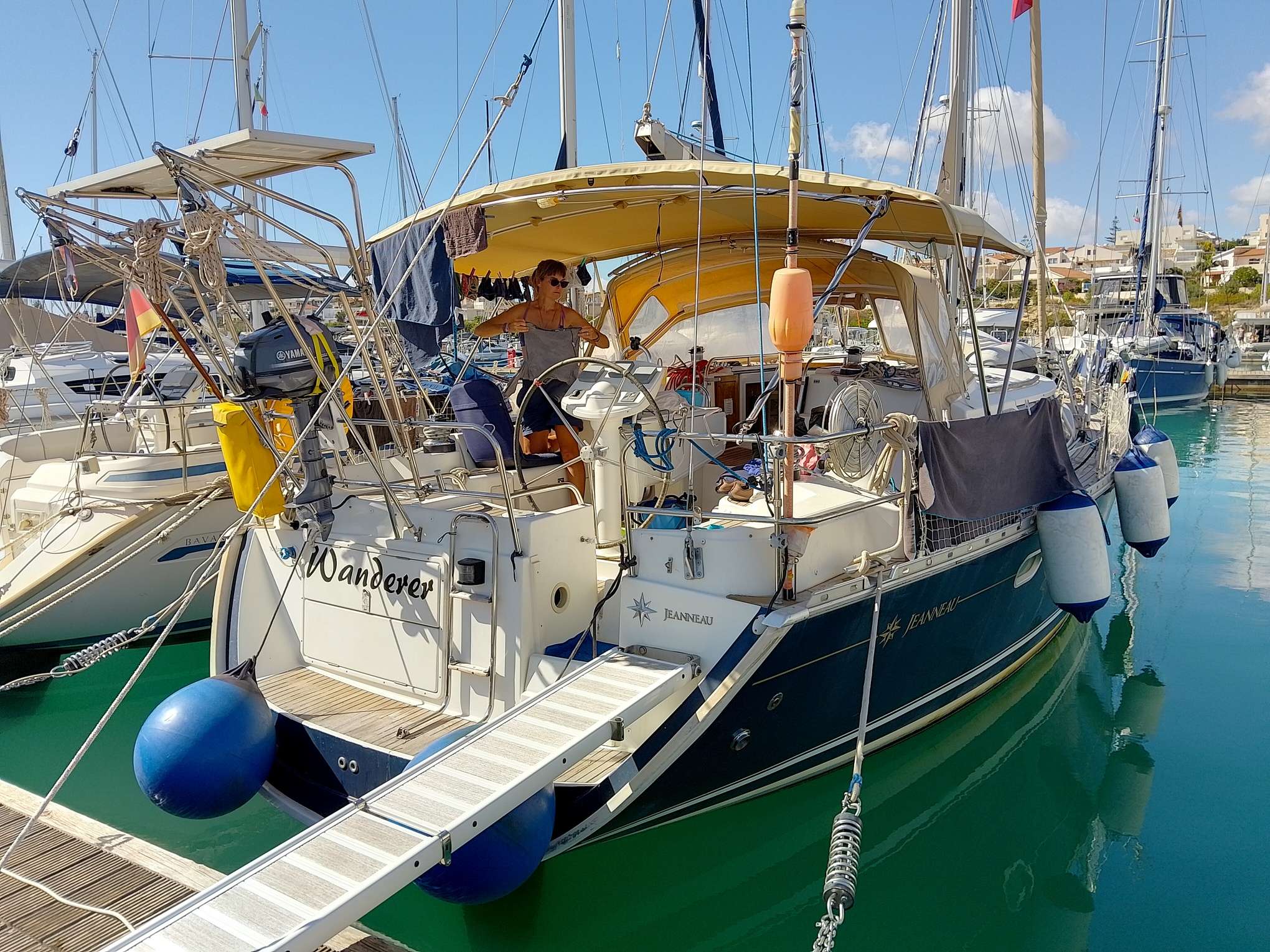 So sah das Heck unserer Wanderer noch kurz nach Ankunft in Marina di Ragusa aus.
